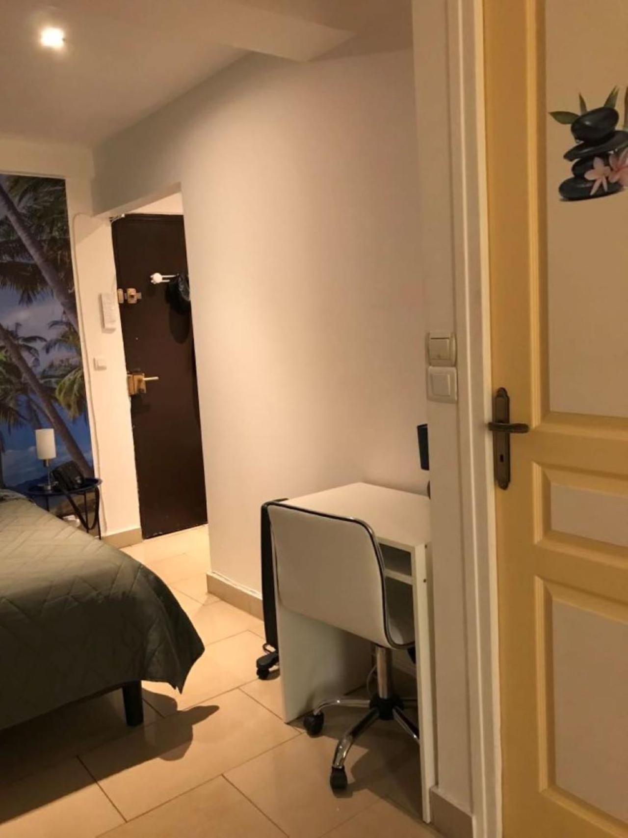 Summer Beach Studio, 4 Persons, Mobile Ac, Old Town Nice Exterior photo